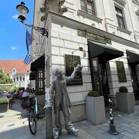 Good Old Times * ברטיסלאבה