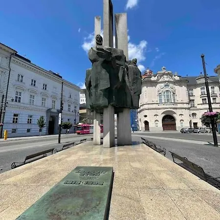 Good Old Times דירה ברטיסלאבה