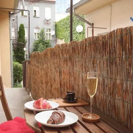 Good Old Times Daire Bratislava