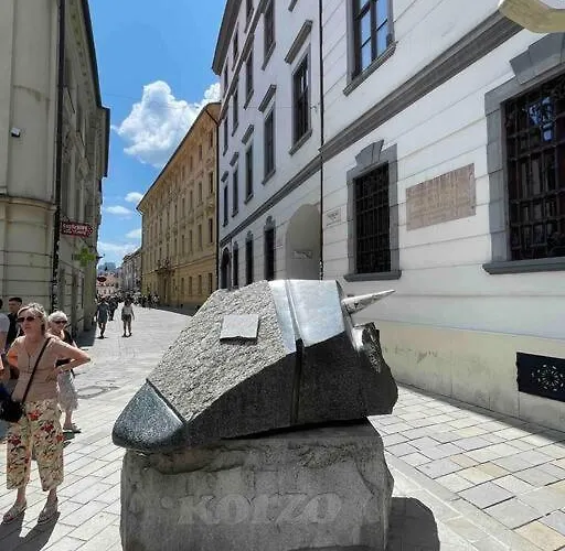 Good Old Times Apartman